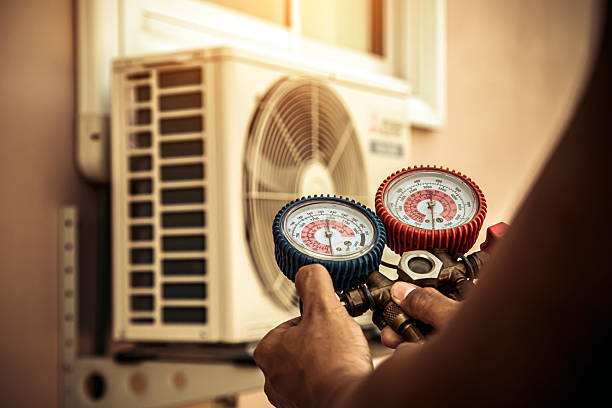 Professional Ductwork Repair technician working in Mims, FL